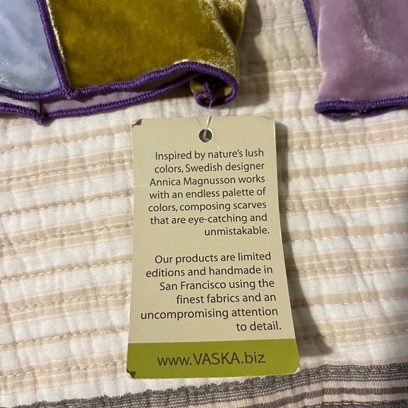 Multicolor velvet scarf by Väska by Annica. NWT - Picture 4 of 4